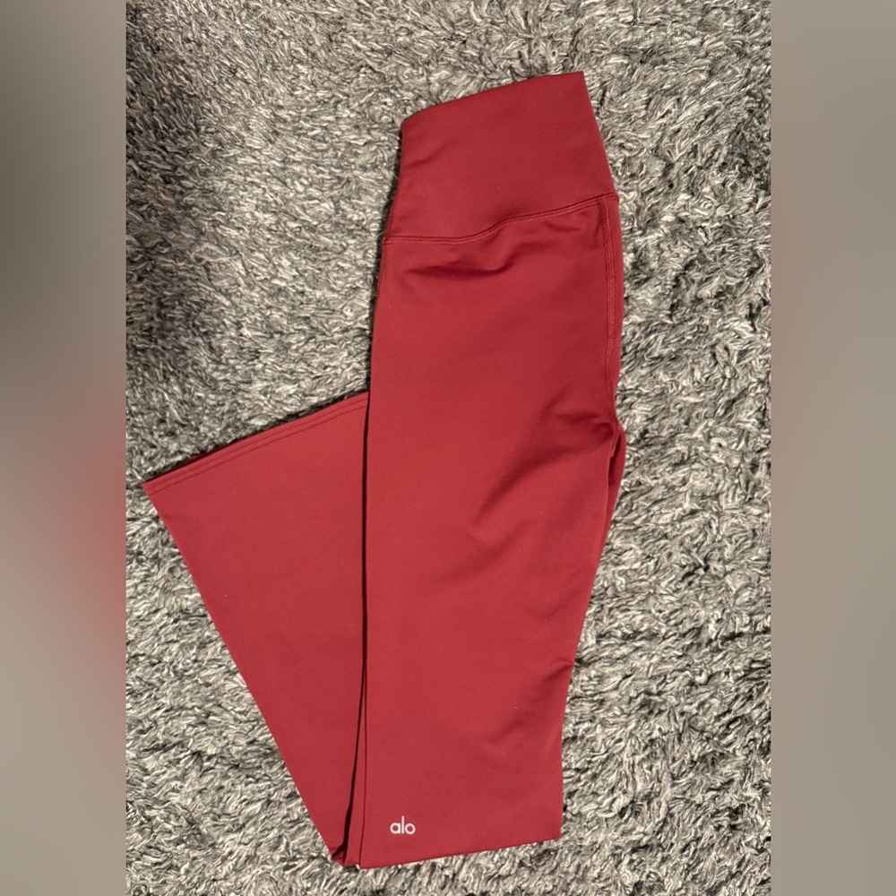 ALO Yoga Red Flare Leggings size Medium NWOT